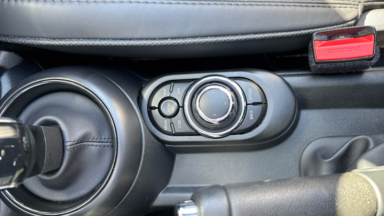 MINI Convertible 2.0 Cooper S Seaside Edition 2dr Auto Petrol Convertible